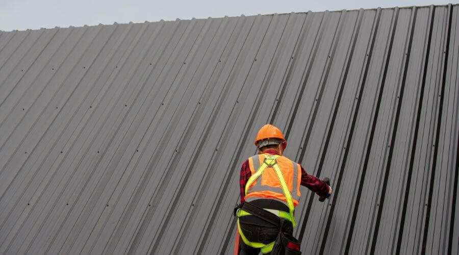 Professional gutter cleaning in Forest, VA